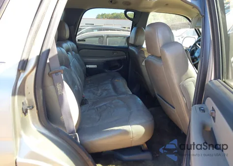 2000 Chevrolet Tahoe All New Lt from USA, damaged, VIN 1GNEK13T3YJ126460